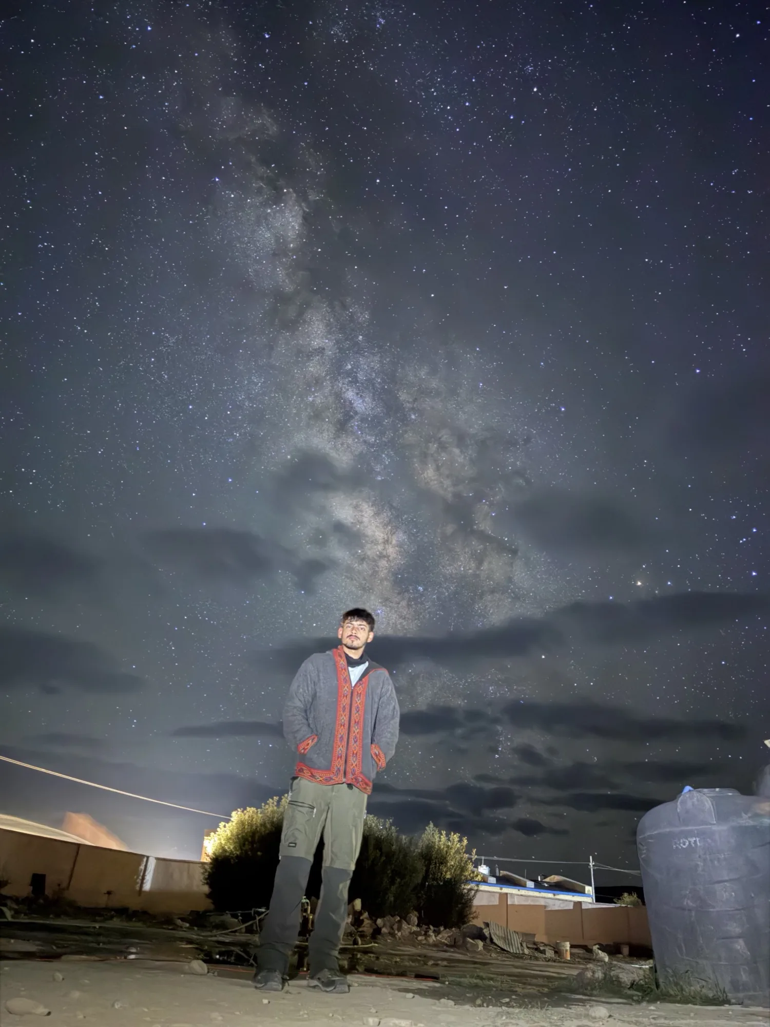 The astronomy ambassador's shot, cloud still crossing the Milky Way